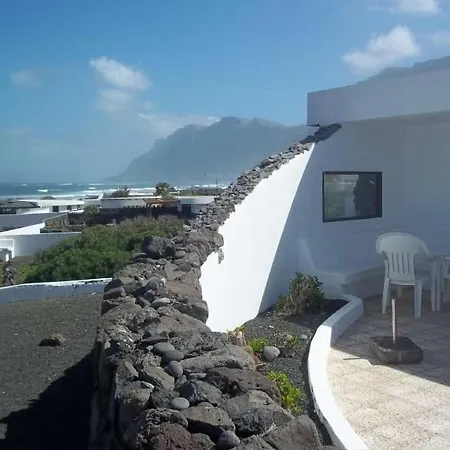 Sleeps 6 Wifi Ferienhaus Famara